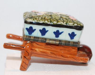 Very Colorful Pink, White & Lavender Flower Cart Wheelbarrow Hinged Jewelry Trinket Box 2½" x 1½" x 1½"