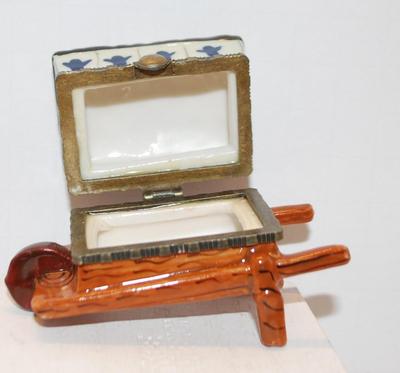 Very Colorful Pink, White & Lavender Flower Cart Wheelbarrow Hinged Jewelry Trinket Box 2½" x 1½" x 1½"
