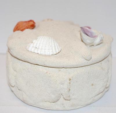 Sand Crafted Covered Jewelry Trinket Box with Real Shell Accents Marked "Cancun, Mexico" 4" Diameter