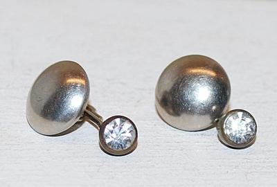 VINTAGE 1950's or 1960's Single Clear Round Stone CUFFLINKS (¾") on a Silver Tone Setting