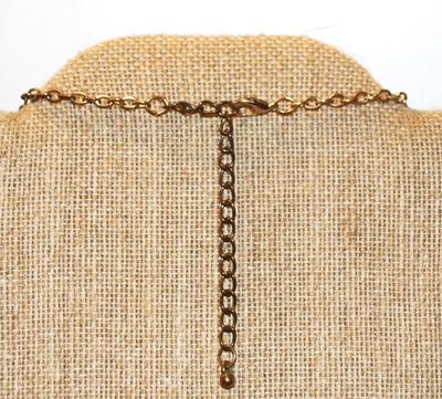 5 Faceted Pear Shaped Ruby Colored Stones with Chains Necklace 15" L