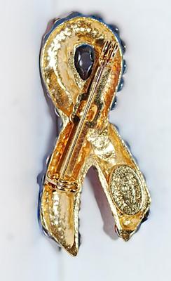 Red, White & Blue ENCRUSTED RIBBON BROOCH (1½" x ¾") - Marked "Bellini by Formart" - on a Gold Tone Setting