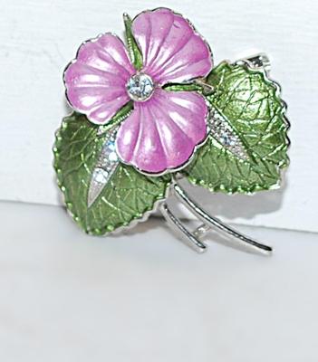 PURPLE FLOWER BROOCH (1½" x 1½") with Single Center Stone & 2 Jeweled Leaves on a Silver Tone Setting