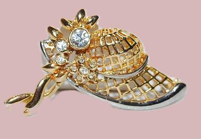 Gold Colored Filigree HAT BROOCH (1½" x 1¼") with Accent Stones & Ribbons on a Gold Tone Setting