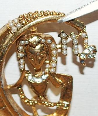 Gold Colored Egyptian "ANUBIS" Style BROOCH (1½" x 1½") with Round Faux Pearl Accent Stones on a Gold Tone Setting