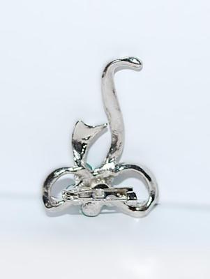 Silver Colored BOWTIE BROOCH (1¼" x 1") with 5 Green Opaque Stones Flower Style & Blue Center on a Silver Tone Setting