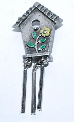 Gray Metal BIRDHOUSE WINDCHIME BROOCH (2¼" x 1") Marked ©GC - with 3 Dangles and Yellow Flower on a Silver Tone Setting