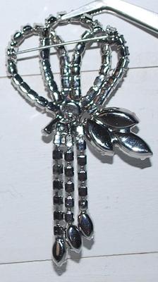 Beautiful 3 Looped Rows of Clear Stones BROOCH (3" x 1¾") with Marquise Cut Stone Accents & 3 Accent Dangles on a Silver...