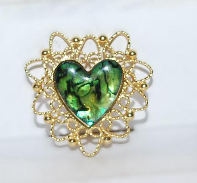 GREEN ENAMEL HEART BROOCH (1½" x 1½") with Filigree Style Surround on a Gold Tone Setting