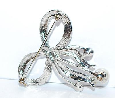 Silver Colored RIBBON BROOCH (1¾" x 1½") with Large Faux Pearl & 2 Pink Round Stones on a Silver Tone Setting