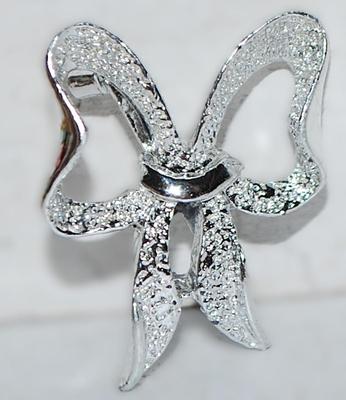 Silver Colored Ribbon-Style BOW BROOCH (1" x ¾") on a Silver Tone Setting
