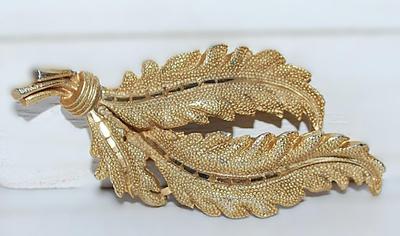 Matte Finished Gold Colored BROOCH (2¾" x 1¼") with 3 Leaves & Tied Stem on a Gold Tone Setting