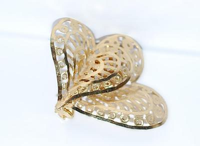 Filagree Style Gold Colored DOUBLE HEARTS BROOCH (1¾" x 1¼") on a Gold Tone Setting