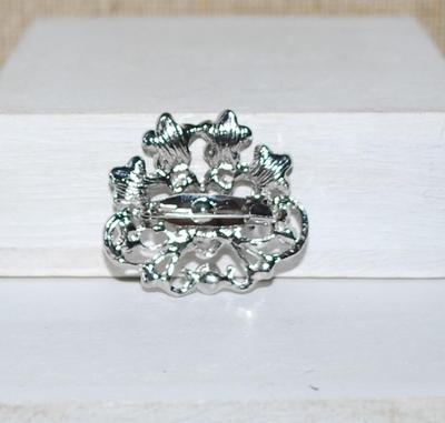 Bouquet Basket Designed BROOCH (1¼" x 1") with 4 Flowers on a Silver Tone Setting