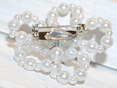 Handcrafted White Pearl-Like Beads Flower BROOCH (1½" Diam.)