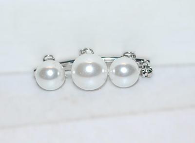 Large Triple DANGLE Faux PEARLS BROOCH (1¾" x ¾") on a Silver Tone Bar Setting