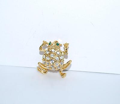 Petite GREEN-EYED FROG BROOCH (1" x 1") with Clear Stones Back Accent on a Gold Tone Setting