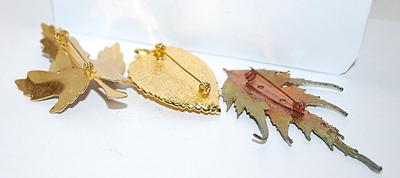 Collection of 3 LEAF BROOCHES - Various Shades & Colors (2¾" to 1½")