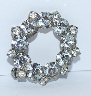 Vintage Rhinestone Circle BROOCH (1¼" Diam.) with Silver Tone Clasp