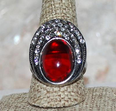 Size 10 Large Bright Red Party RING with Oval Clear Glass Stone and Bejeweled Layered Surrounds on a Silver Tone Setting (11.2g)