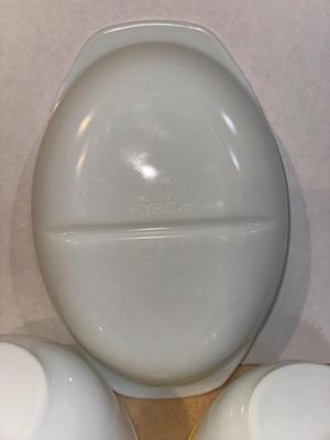 4 Pieces of Vintage PYREX