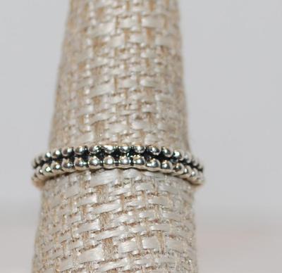 Size 7½ 3 Clear Stones Ring on a Multi-Sphere Silver Tone Band (3.1g)