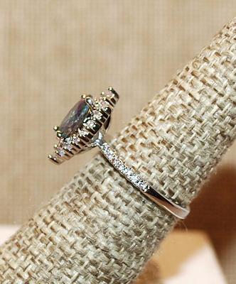 Size 6 Iridescent Pointed Oval Main Stone with Full Surround & Accents on a Silver Tone Band (3.4g)