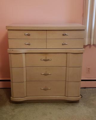 Sale Photo Thumbnail #176