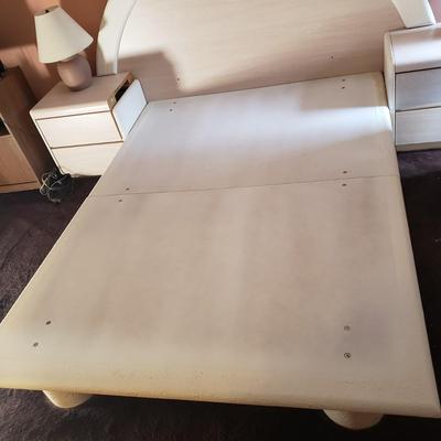 Sale Photo Thumbnail #243