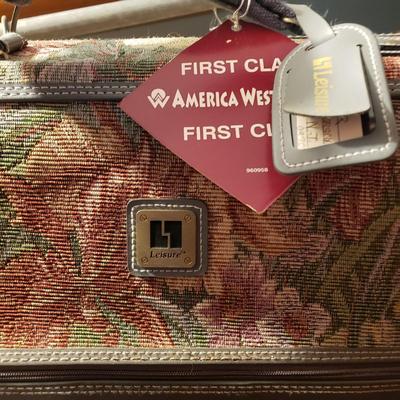 Sale Photo Thumbnail #297