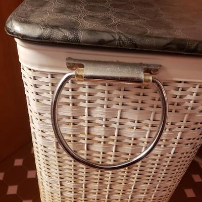 Sale Photo Thumbnail #319