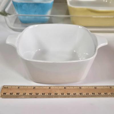 LOT 28K: Various Pyrex Baking Dishes