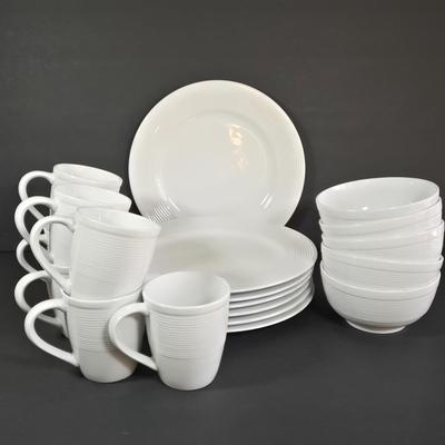 LOT 29K: Various Pieces of Gibson China