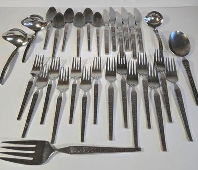 LOT 31K: Riviera Cordova United Silver Co Stainless Japan Flatware