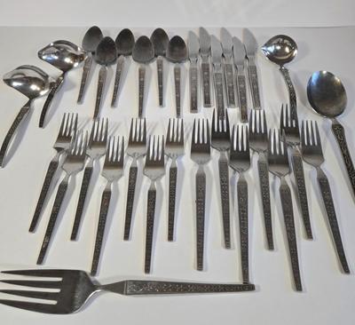 LOT 31K: Riviera Cordova United Silver Co Stainless Japan Flatware