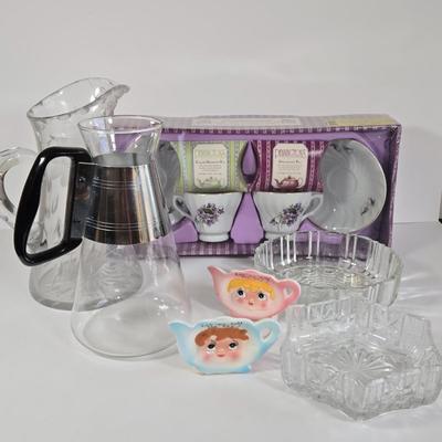 LOT 33K: Antique Vintage Kitsch Original 1950s Tea Bag Sugar Spoon Rests, Glass Metal Coffee Pitcher Carafe Pyrex Silex, Candy Dishes,...