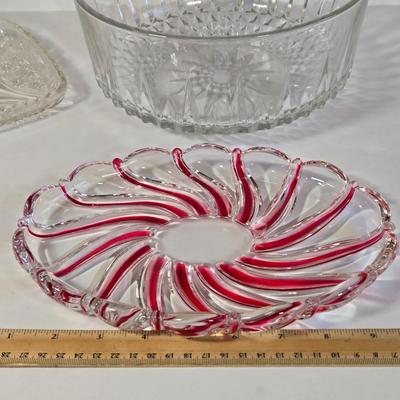 LOT 35K: Limoges France Delicate Porcelain Vintage Leaf Trinket Dish, Vintage Lefton Christmas Holiday Candy/Nut Dish Holly Berries, and...