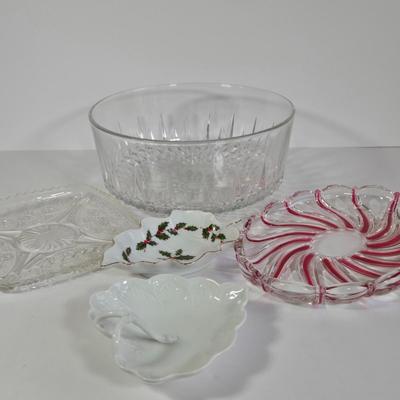 LOT 35K: Limoges France Delicate Porcelain Vintage Leaf Trinket Dish, Vintage Lefton Christmas Holiday Candy/Nut Dish Holly Berries, and...