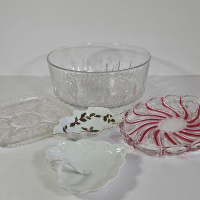 LOT 35K: Limoges France Delicate Porcelain Vintage Leaf Trinket Dish, Vintage Lefton Christmas Holiday Candy/Nut Dish Holly Berries, and...