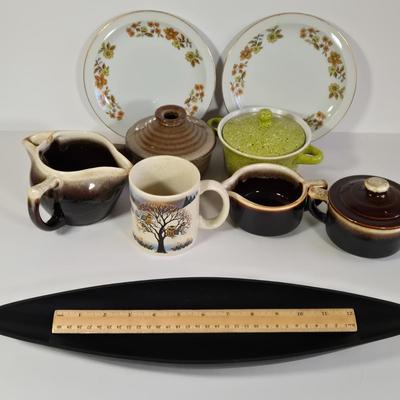 LOT 36K: Otagiri Owl Mug, California Pantry Covered Casserole Bowl, Stone Ware Microwave Cooker, Pfaltzgraff Pieces, Two Royal Domino...