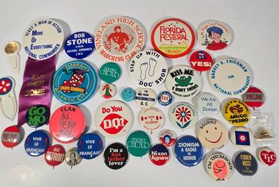 LOT 40K: Various Vintage Button Pins