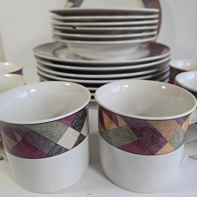 LOT 74K: Studio Nova Palm Desert Dinnerware and Flatware