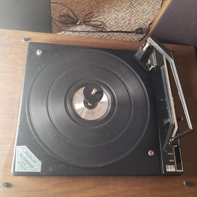 LOT 87B: Seville Solid State 8-Track, Turntable, AM/FM Multiplex Stereo System with Speakers