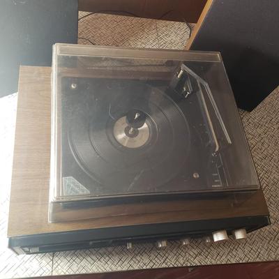 LOT 87B: Seville Solid State 8-Track, Turntable, AM/FM Multiplex Stereo System with Speakers
