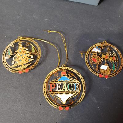 LOT 89B: Vintage Office Supplies & Tools, Pep Boys Tin Boxes, Crayola Silver & Gold Crayons, Note Card Set & Brass Christmas...