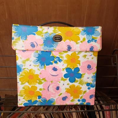 LOT 94B: Two Metal Wire Record Album Racks with Collection of 45s