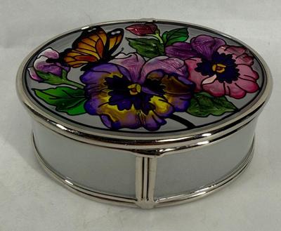 Sale Photo Thumbnail #195: In very good condition.