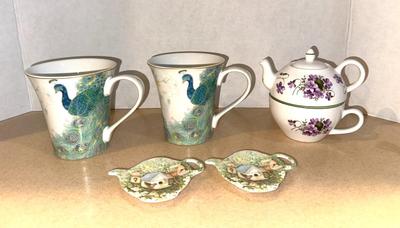 Peacock Cup Pair Stackable Teapot 2 Teabag Holders