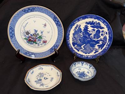 Blue and White China 4 Pieces