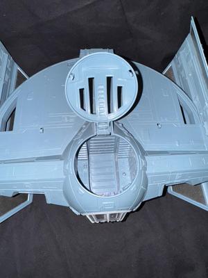 Vintage Star Wars Darth Vader tie Advanced x1 Starfighter 2004 Darth Vader 1995 Figurine